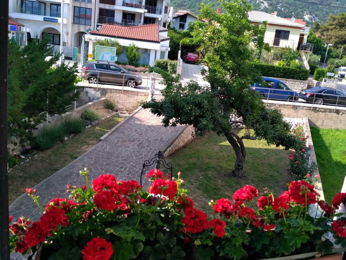 Apartments Irena Baska  Bagian luar foto