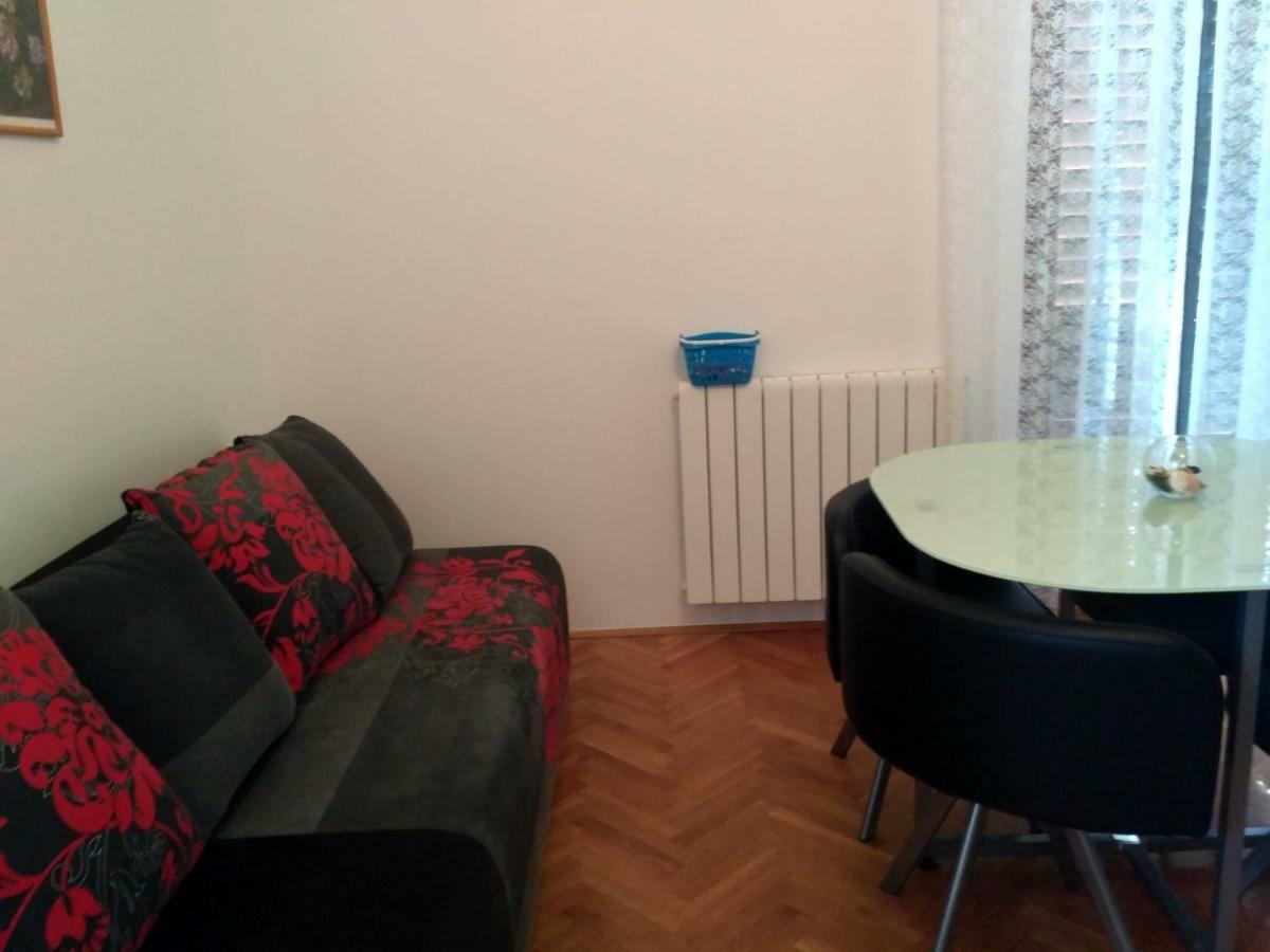 Apartments Irena Baska  Bagian luar foto